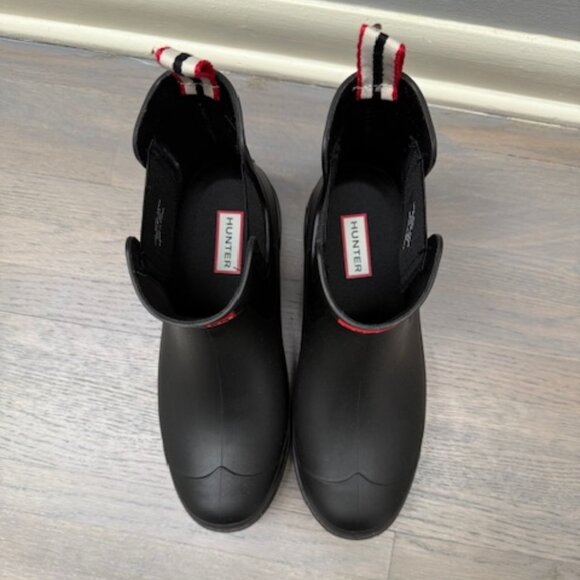 Hunter Rain Boots Size 8 - Picture 2 of 7
